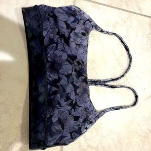 Lululemon top
